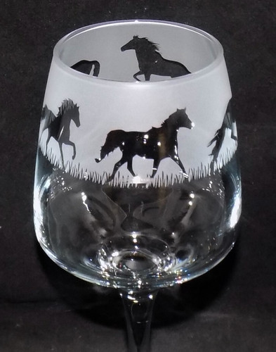 New horse hand etched - 'horse', large