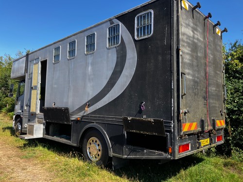 18t iveco horsebox - 18t,