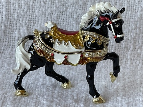Jeweled running horse black - running,